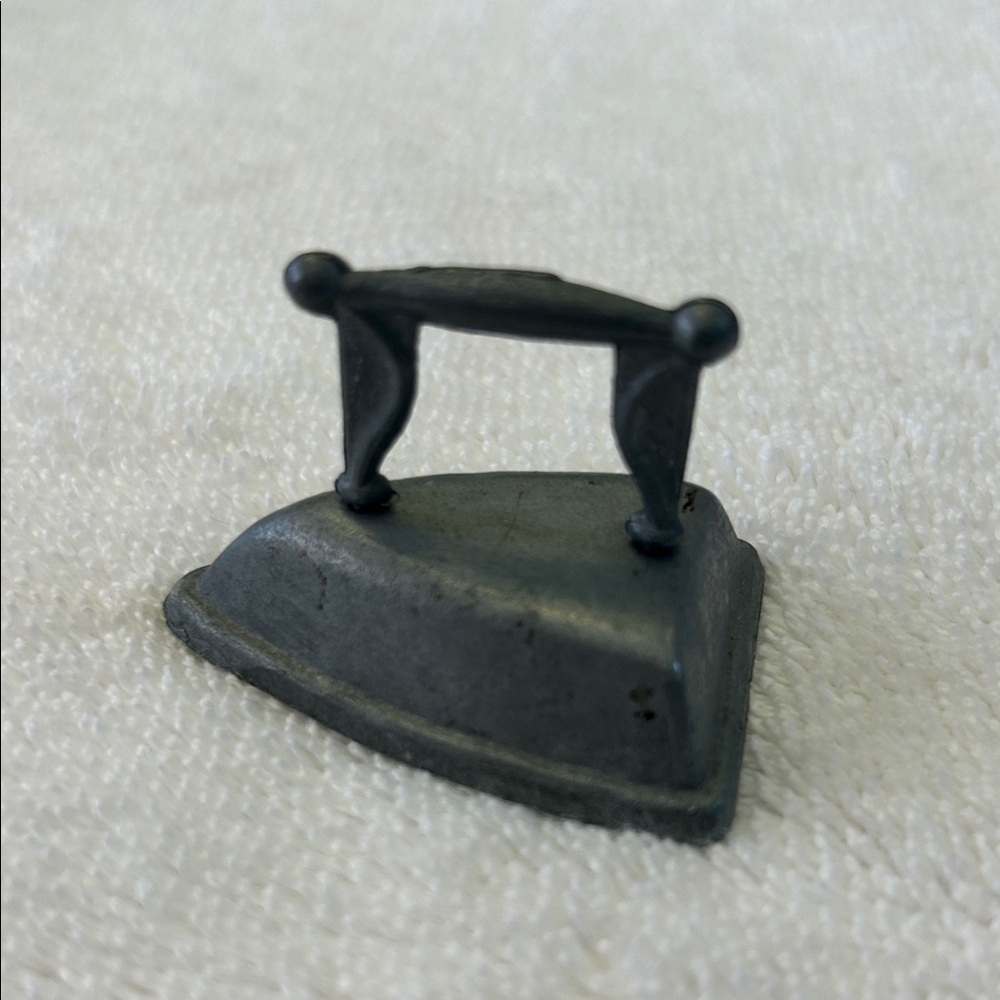Iron vintage miniature cast iron flat iron
